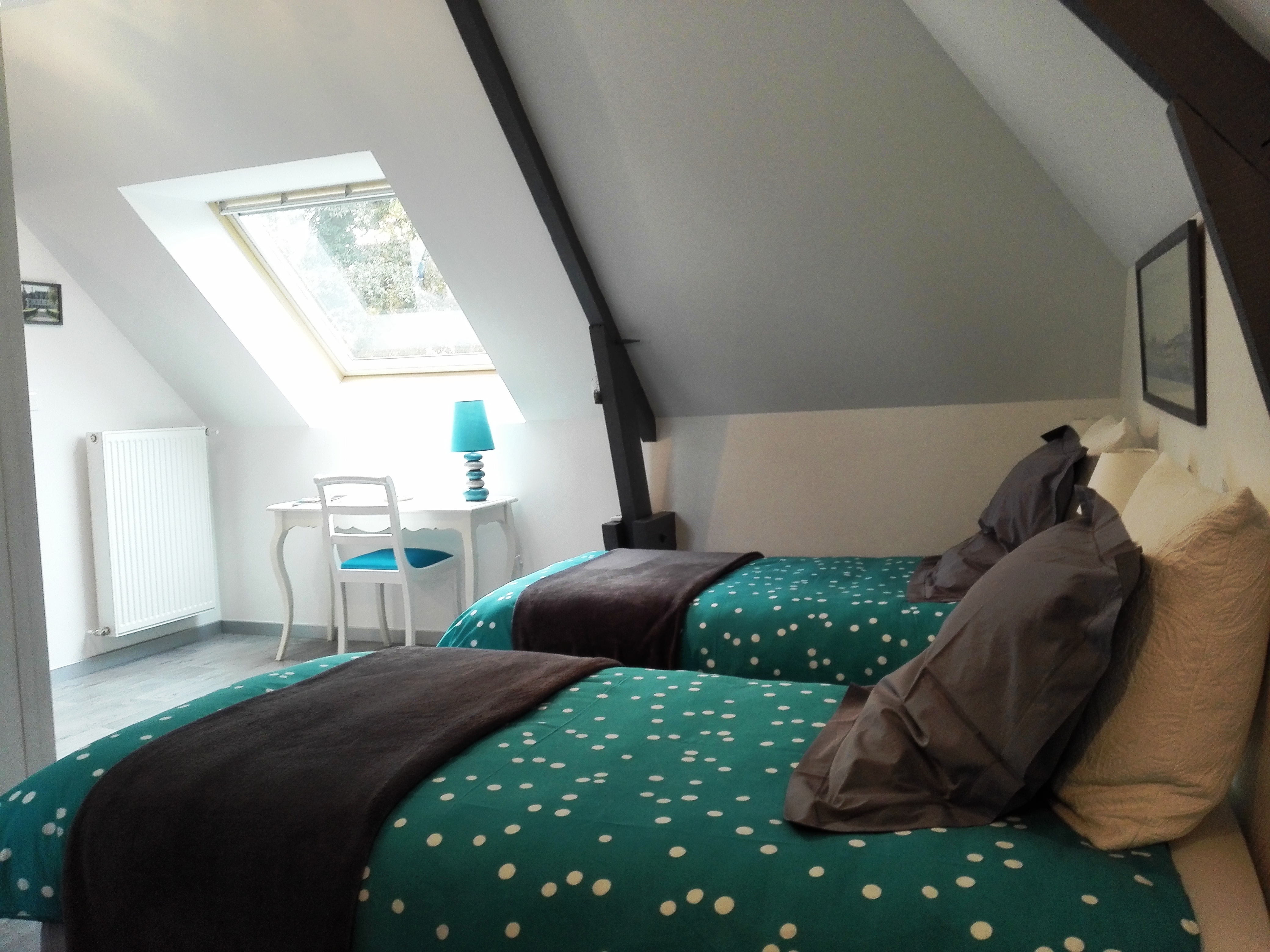 Chambre Turquoise – climatisation et WiFi, chambre d'hôtes Blois Cheverny