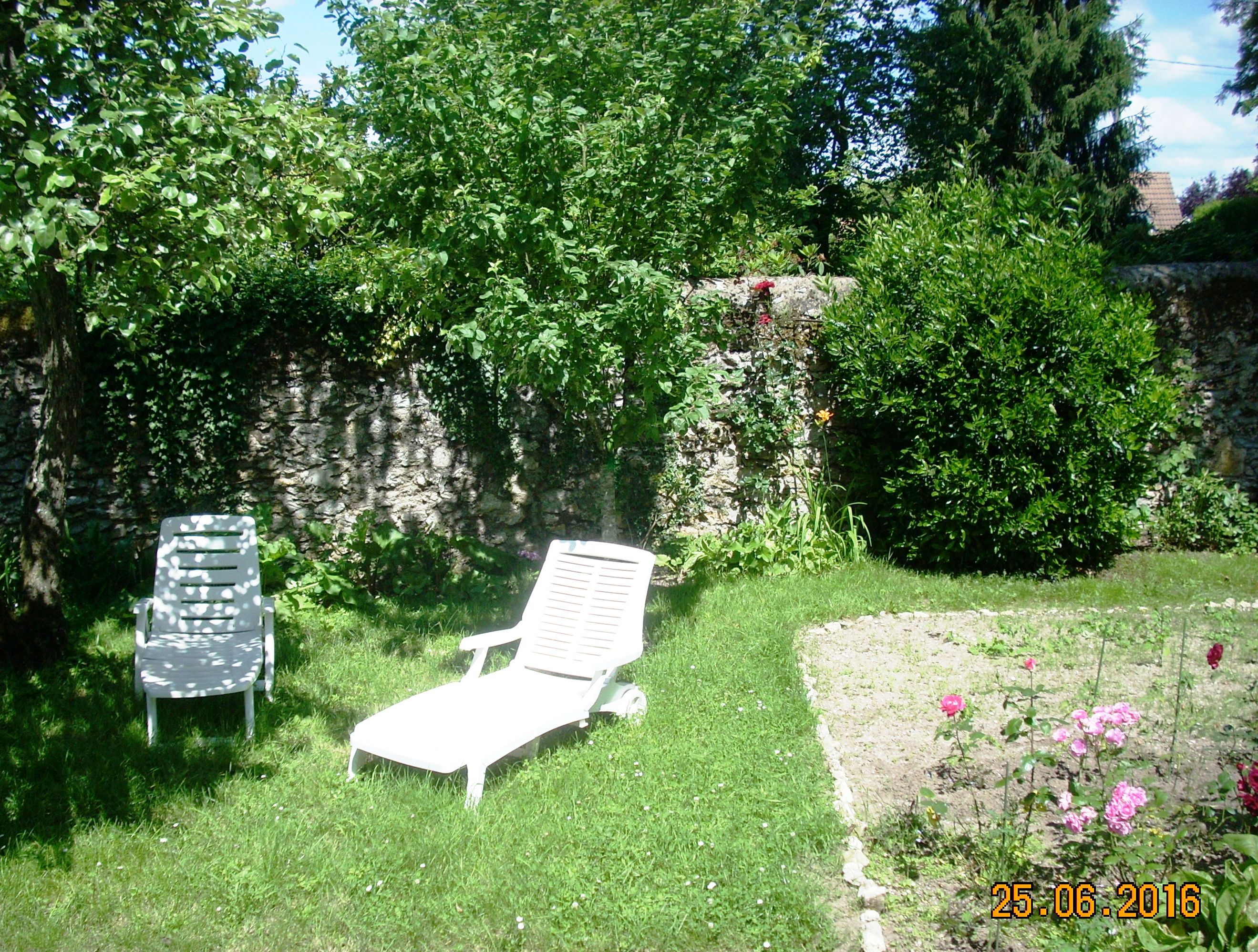 Chambre Turquoise – vue générale chambre lumineuse, La Renaissance Blois